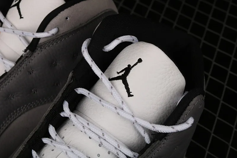 All categories Air Jordan Jordan series basketball shoes Air Jordan 13 Air Jordan 13 Retro AJ13 cool gray original real carbon real cat 414571-016